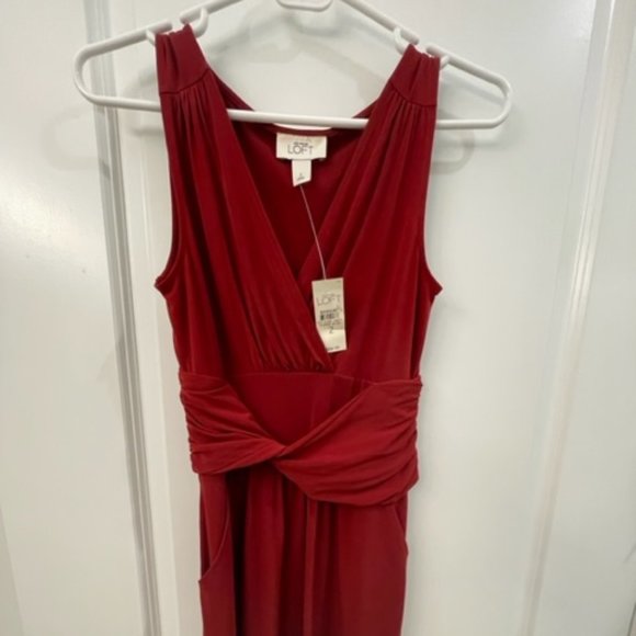 LOFT Dresses & Skirts - LOFT red dress